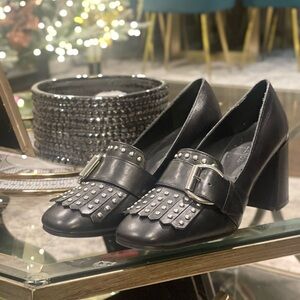 Chic Black Studded Heels